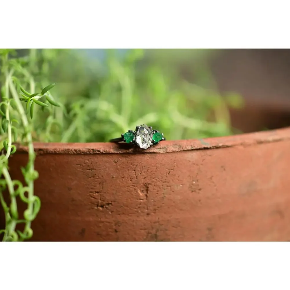 Emerald and Lake County diamond rings - Picture 4 of 9